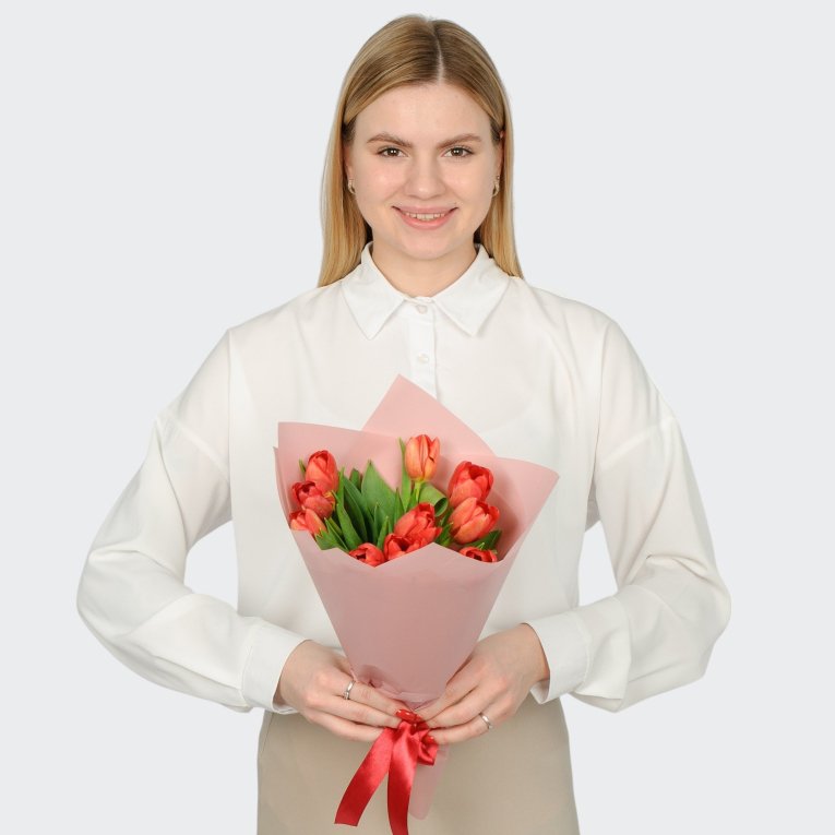 Букет 11 красных тюльпанов