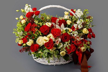 Букет в корзине Любовное адажио