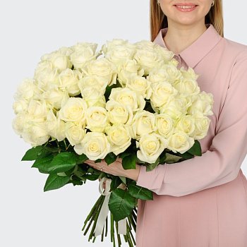 Букет 51 роза Аваланш 60/70 см