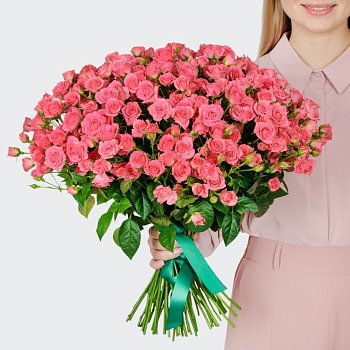 Букет 51 кустовая роза Лидия (50 см)