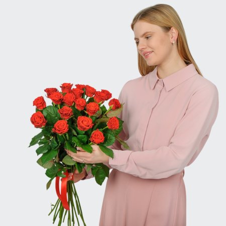 Букет из 19 роз Эль Торо