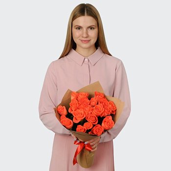 Букет из 19 роз Весенняя игра