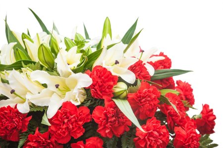 Букет с гвоздиками Летучий корабль